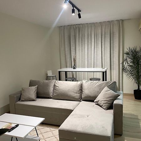 White Apartment, In The Center Of Tirana Exterior photo